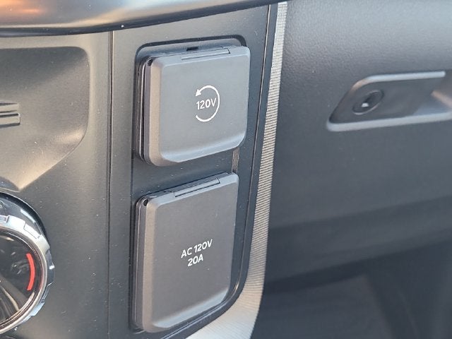 2026 Ford F-150 Platinum 4WD SUPERCREW