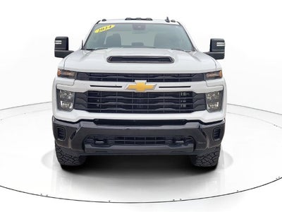 2024 Chevrolet Silverado 2500HD Custom 6.6 V8