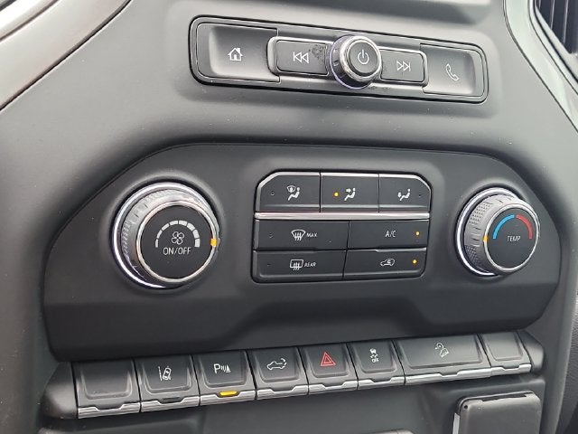2024 Chevrolet Silverado 2500HD Custom 6.6 V8