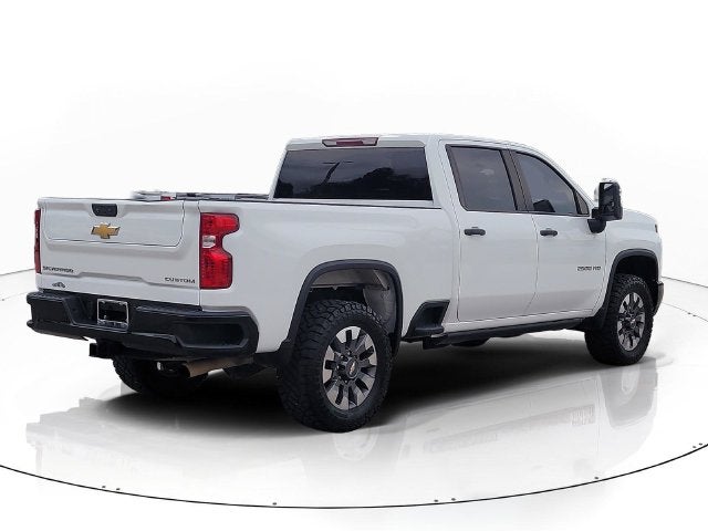 2024 Chevrolet Silverado 2500HD Custom 6.6 V8