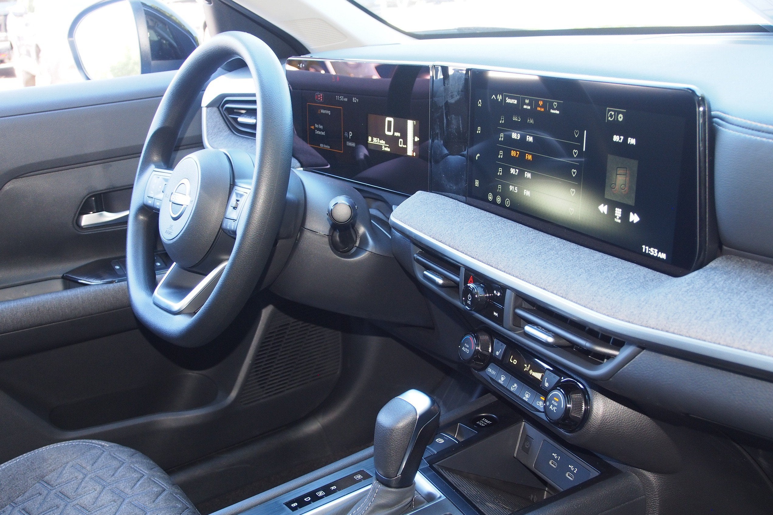 2027 Nissan Kicks SV