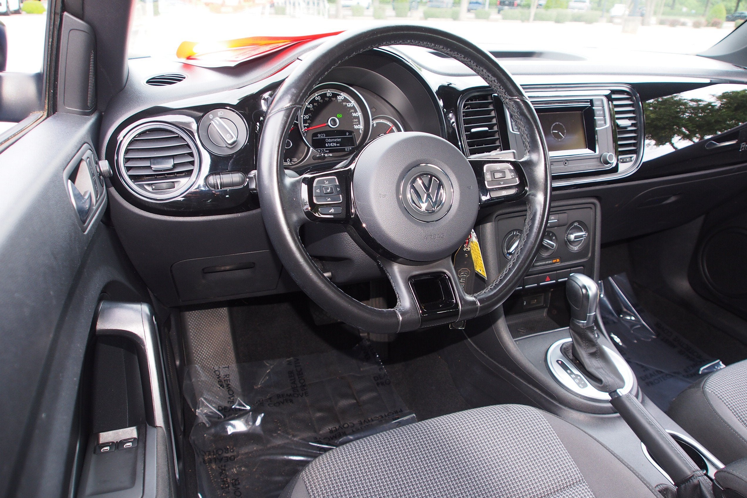 2018 Volkswagen Beetle S