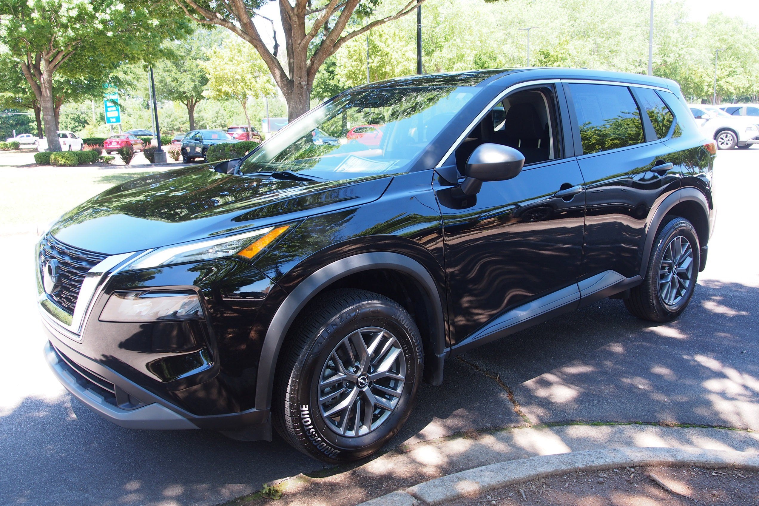 2023 Nissan Rogue S
