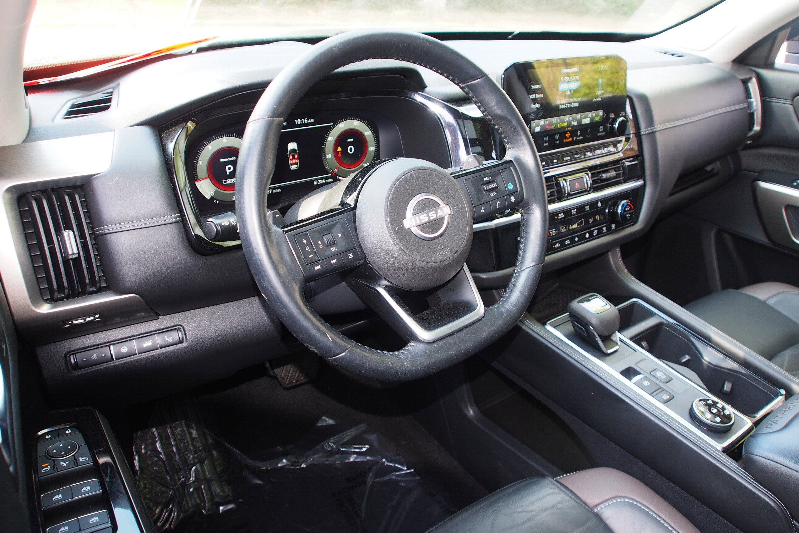 2022 Nissan Pathfinder Platinum