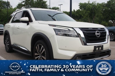 2023 Nissan Pathfinder Platinum