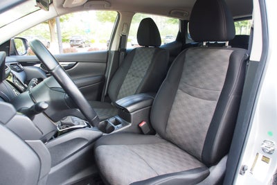 2021 Nissan Rogue Sport SV