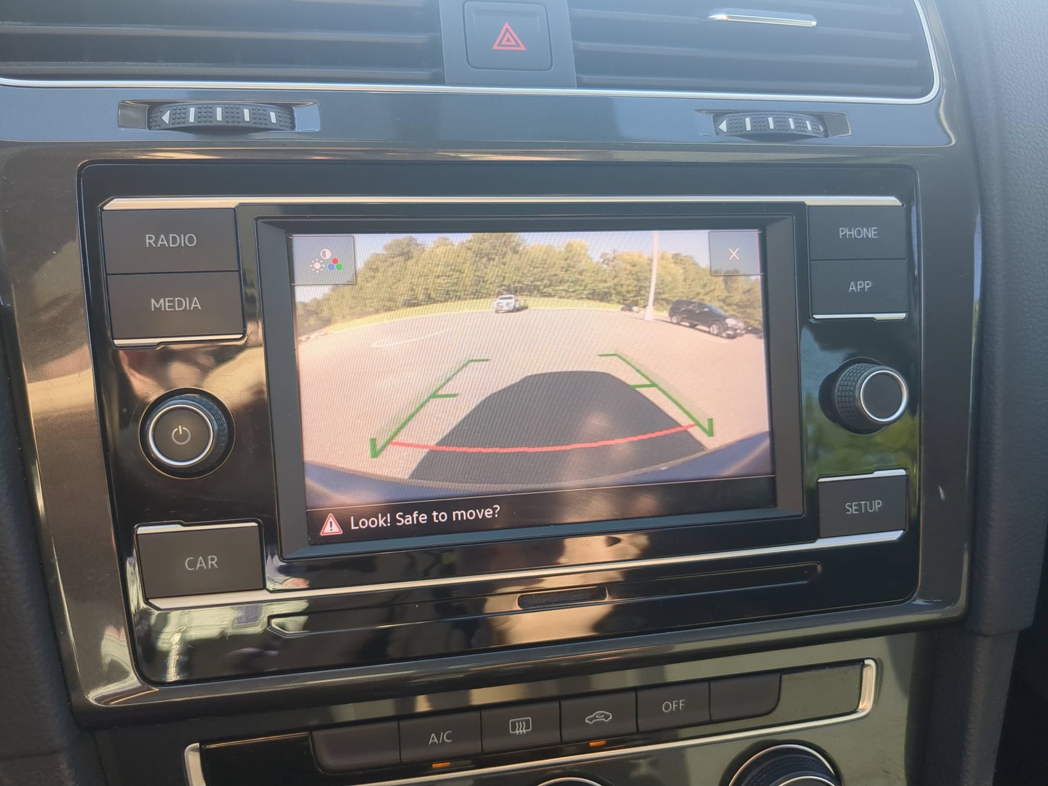 2019 Volkswagen Golf S
