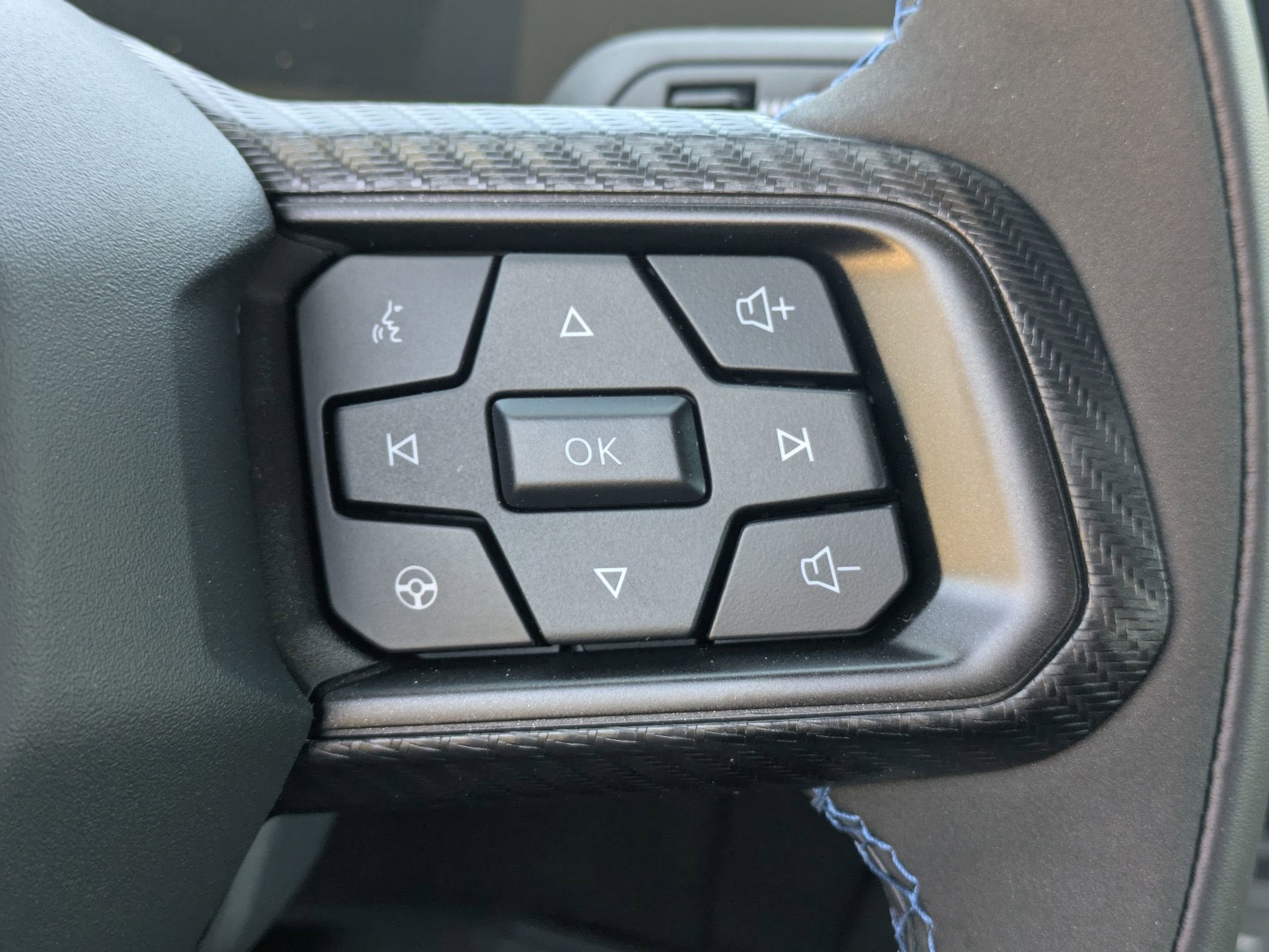 2025 Ford Mustang Dark Horse