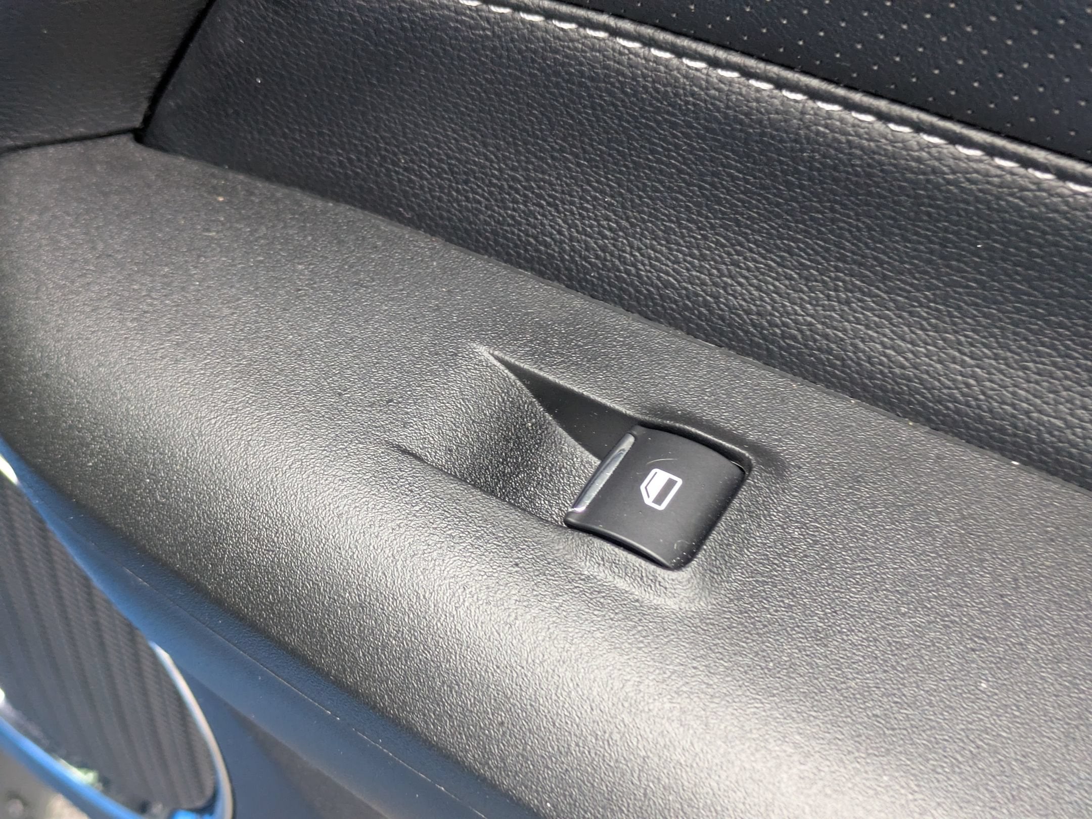 2022 Ford Mustang Mach 1