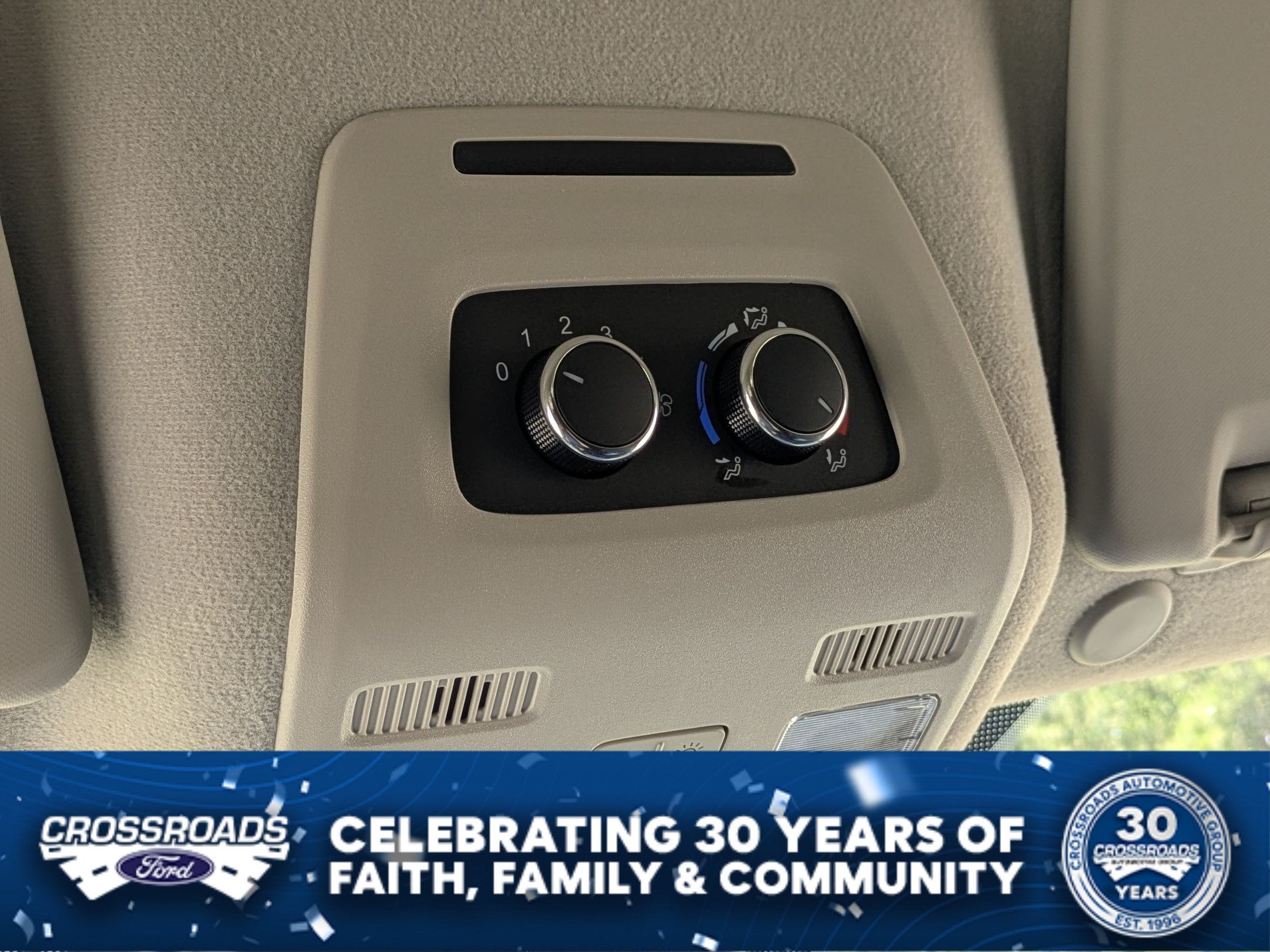 2026 Ford Transit Passenger Wagon XL