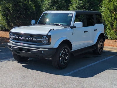 2026 Ford Bronco Outer Banks