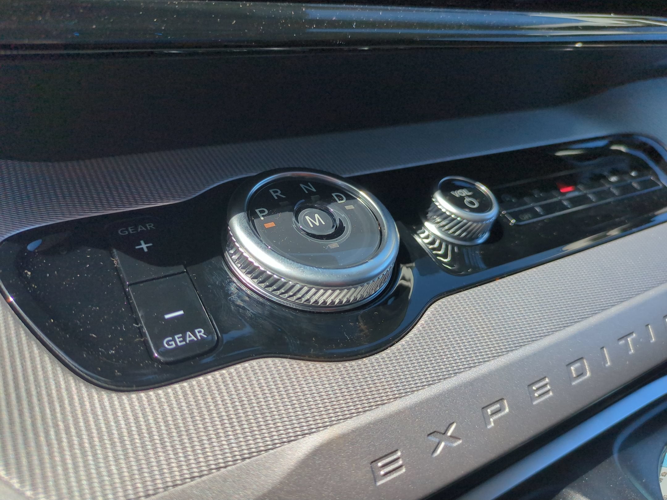 2027 Ford Expedition Max Active