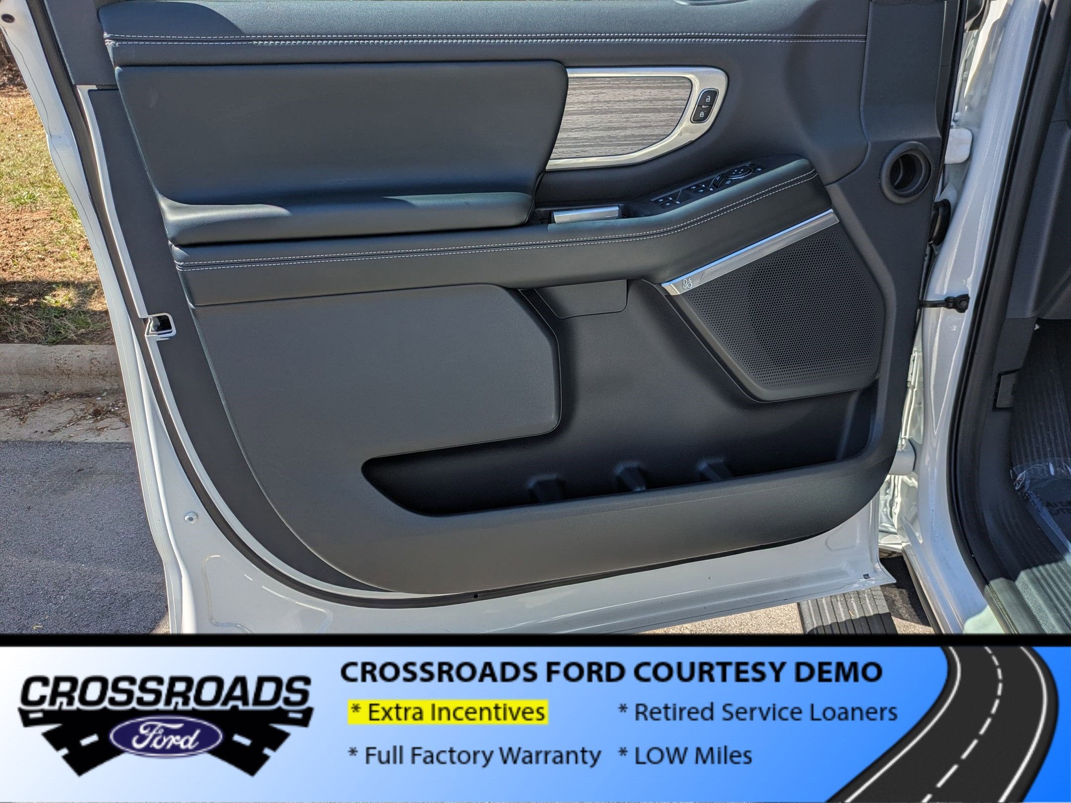 2025 Ford Expedition Platinum - Crossroads Courtesy Demo