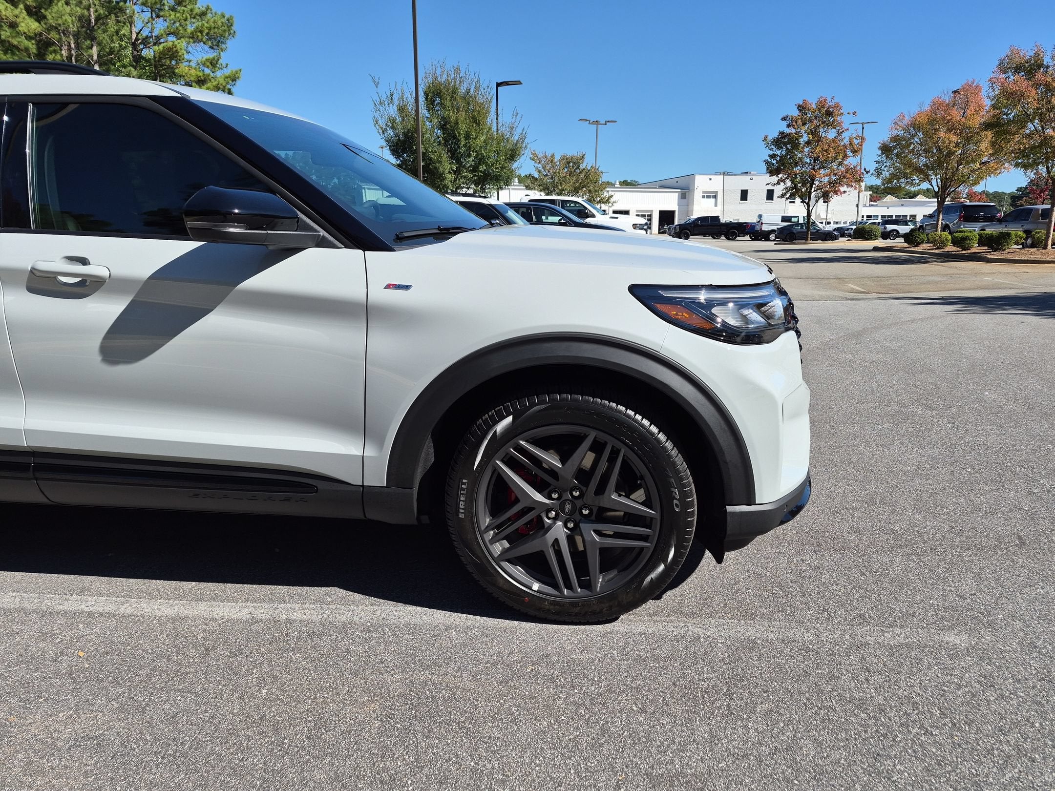 2027 Ford Explorer ST-Line