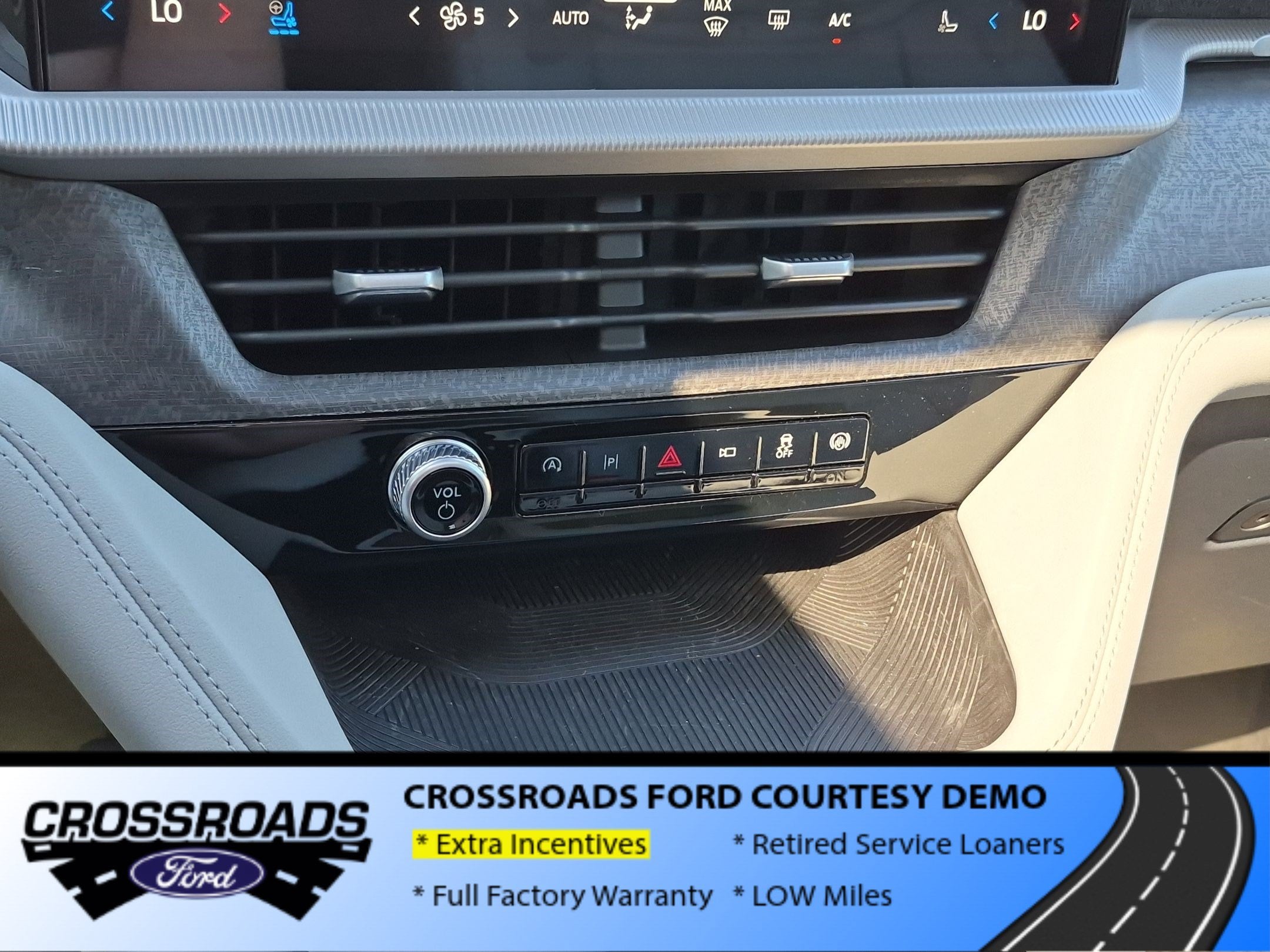 2026 Ford Explorer Platinum - Crossroads Courtesy Demo