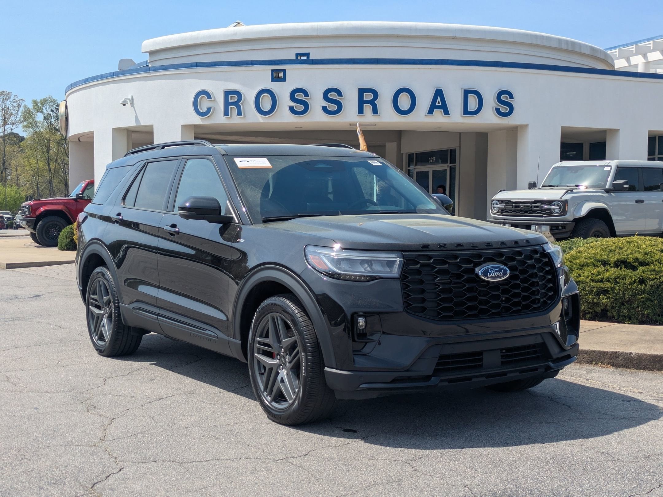 2025 Ford Explorer ST-Line