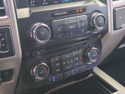2017 Ford Super Duty F-250 SRW Lariat