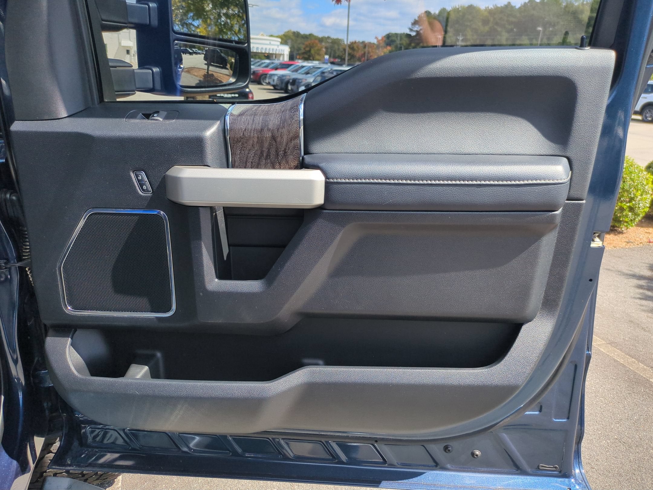 2017 Ford Super Duty F-250 SRW Lariat