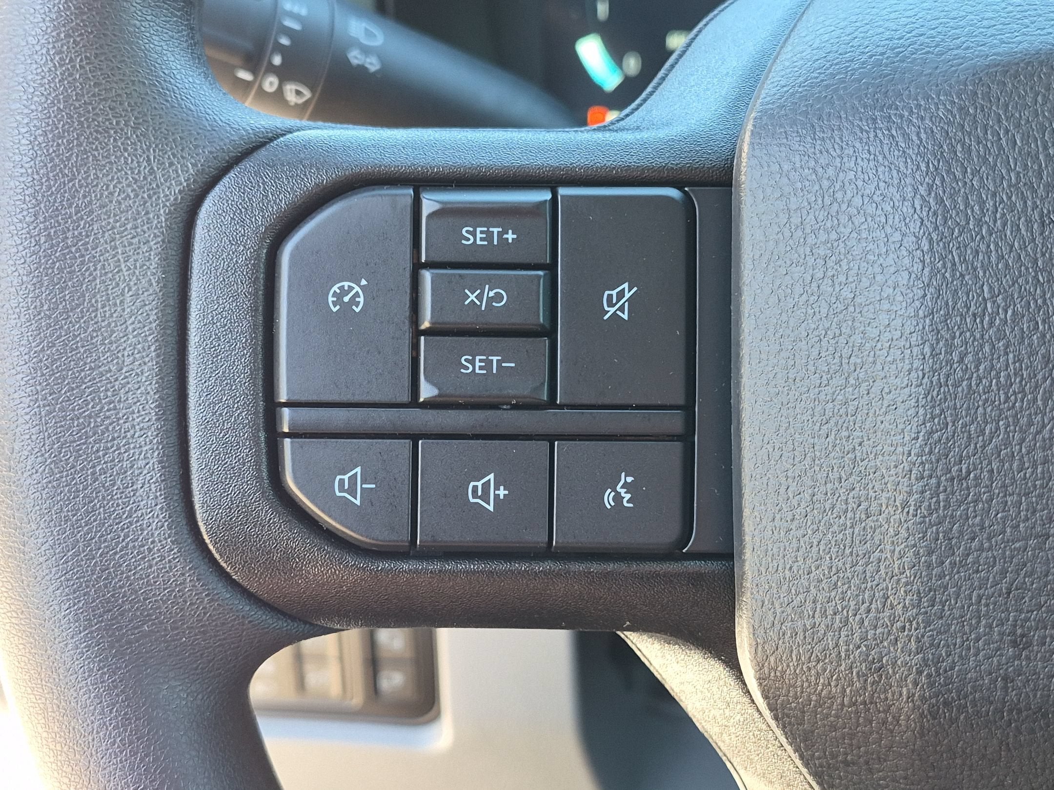 2027 Ford Super Duty F-250 SRW XLT