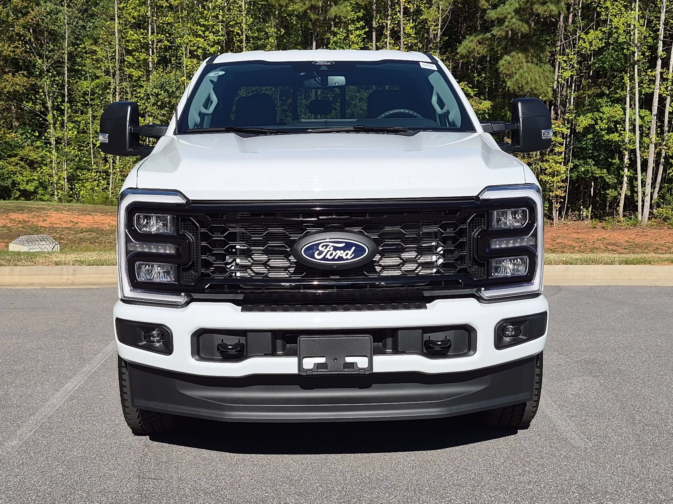 2027 Ford Super Duty F-250 SRW XLT