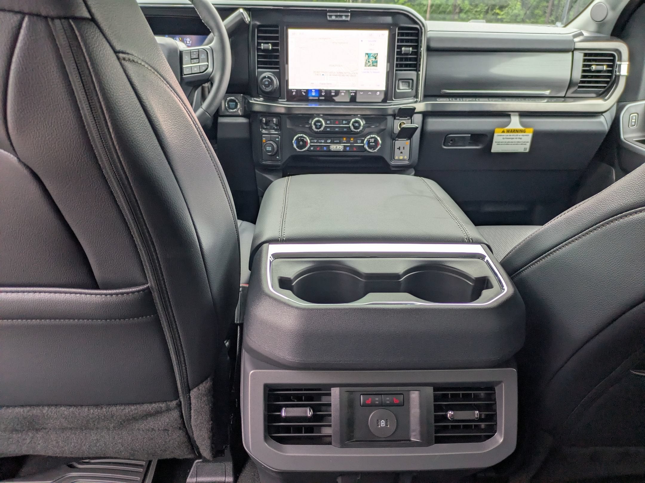 2026 Ford Super Duty F-350 DRW LARIAT