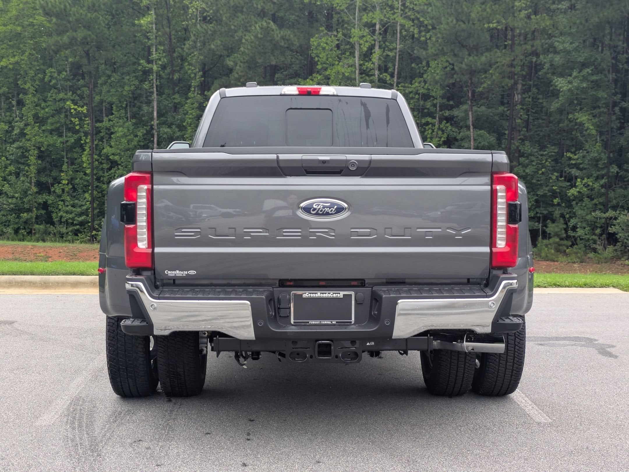 2026 Ford Super Duty F-350 DRW LARIAT