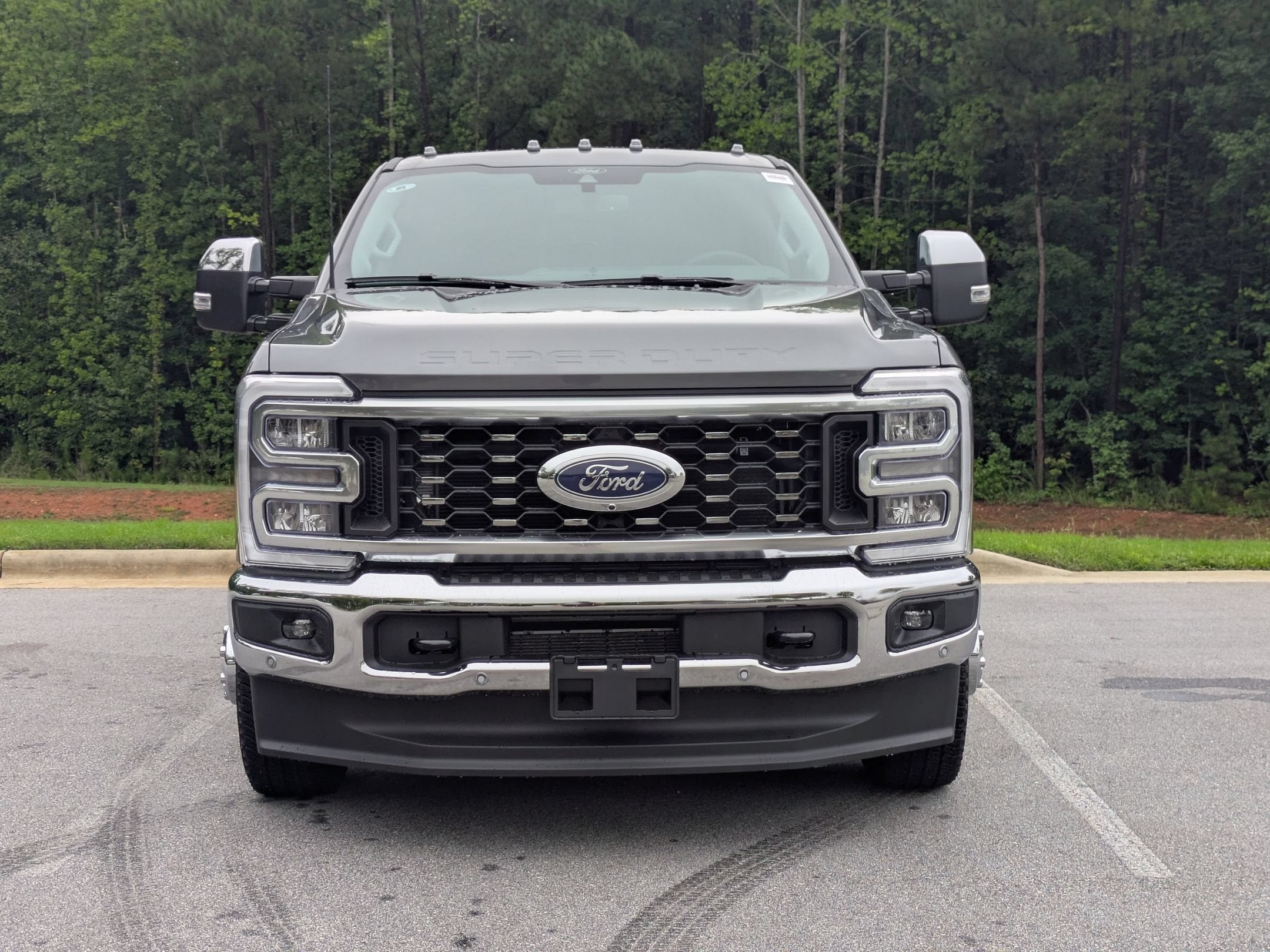 2026 Ford Super Duty F-350 DRW LARIAT
