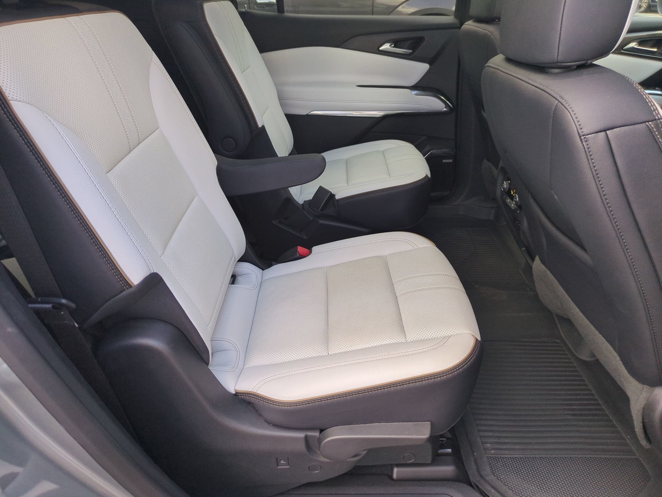 2025 Chevrolet Traverse FWD High Country
