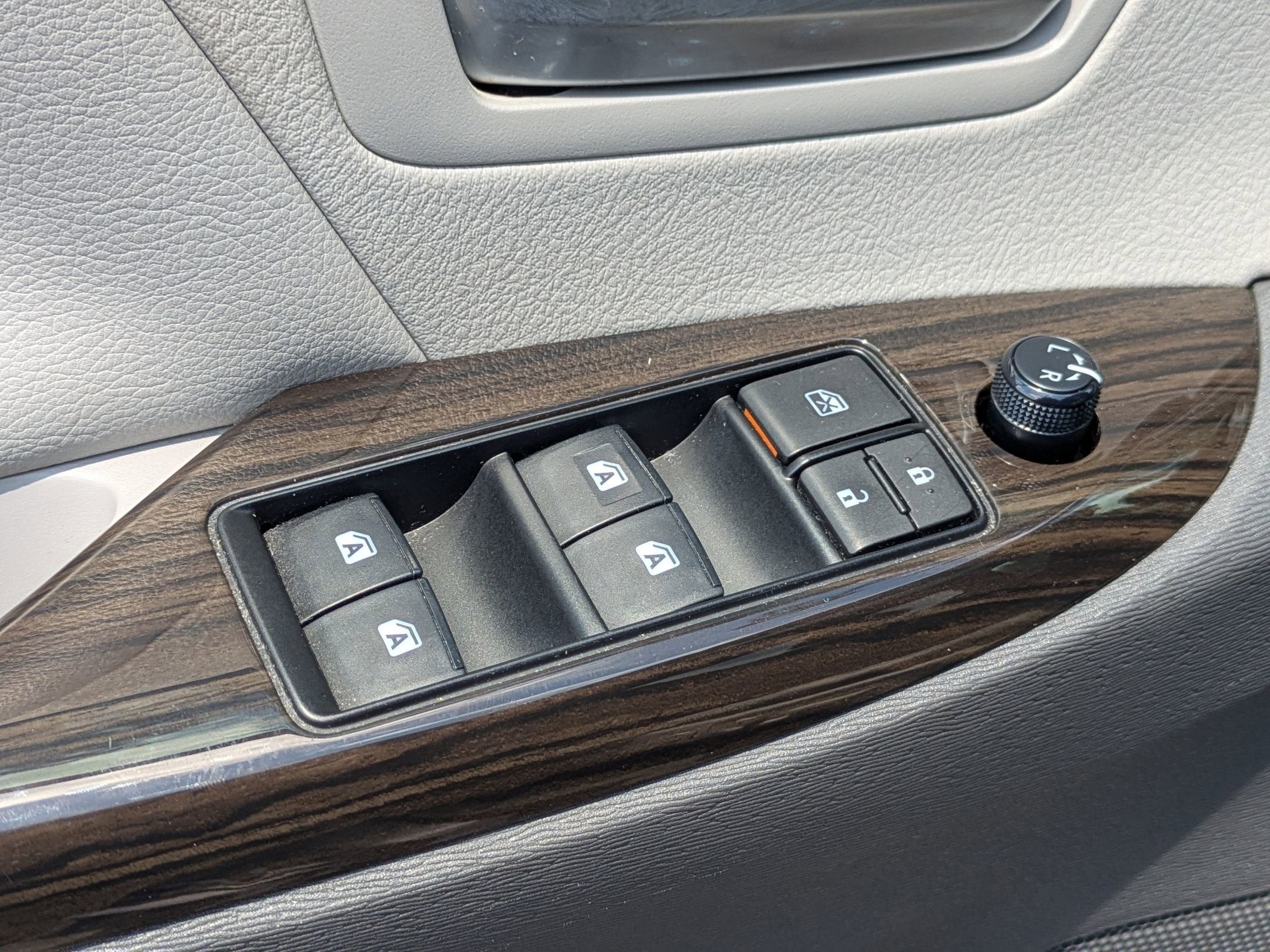 2017 Toyota Sienna XLE Premium