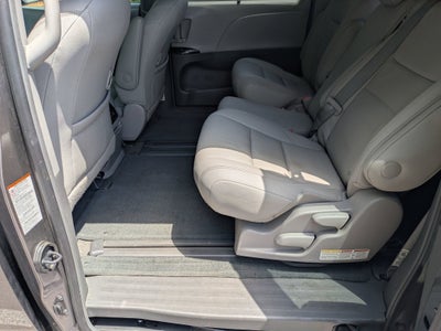 2017 Toyota Sienna XLE Premium