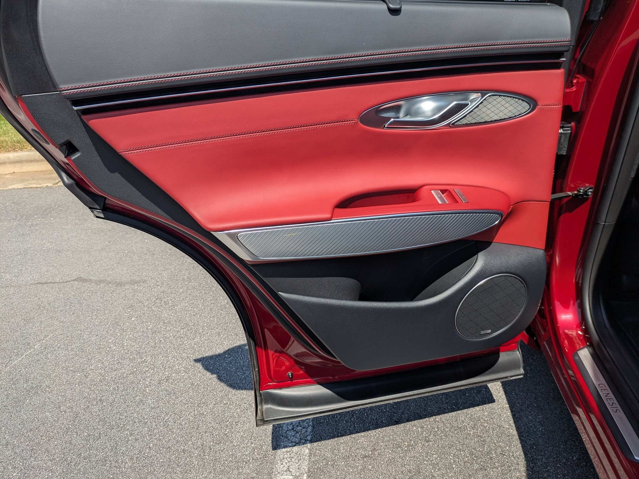 2023 Genesis GV70 2.5T