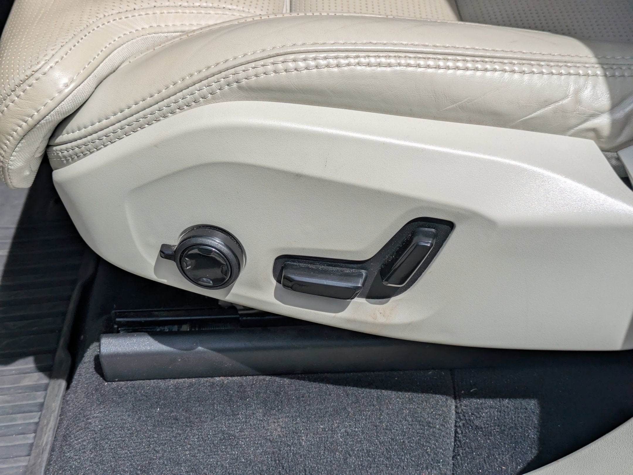 2023 Volvo XC90 Ultimate