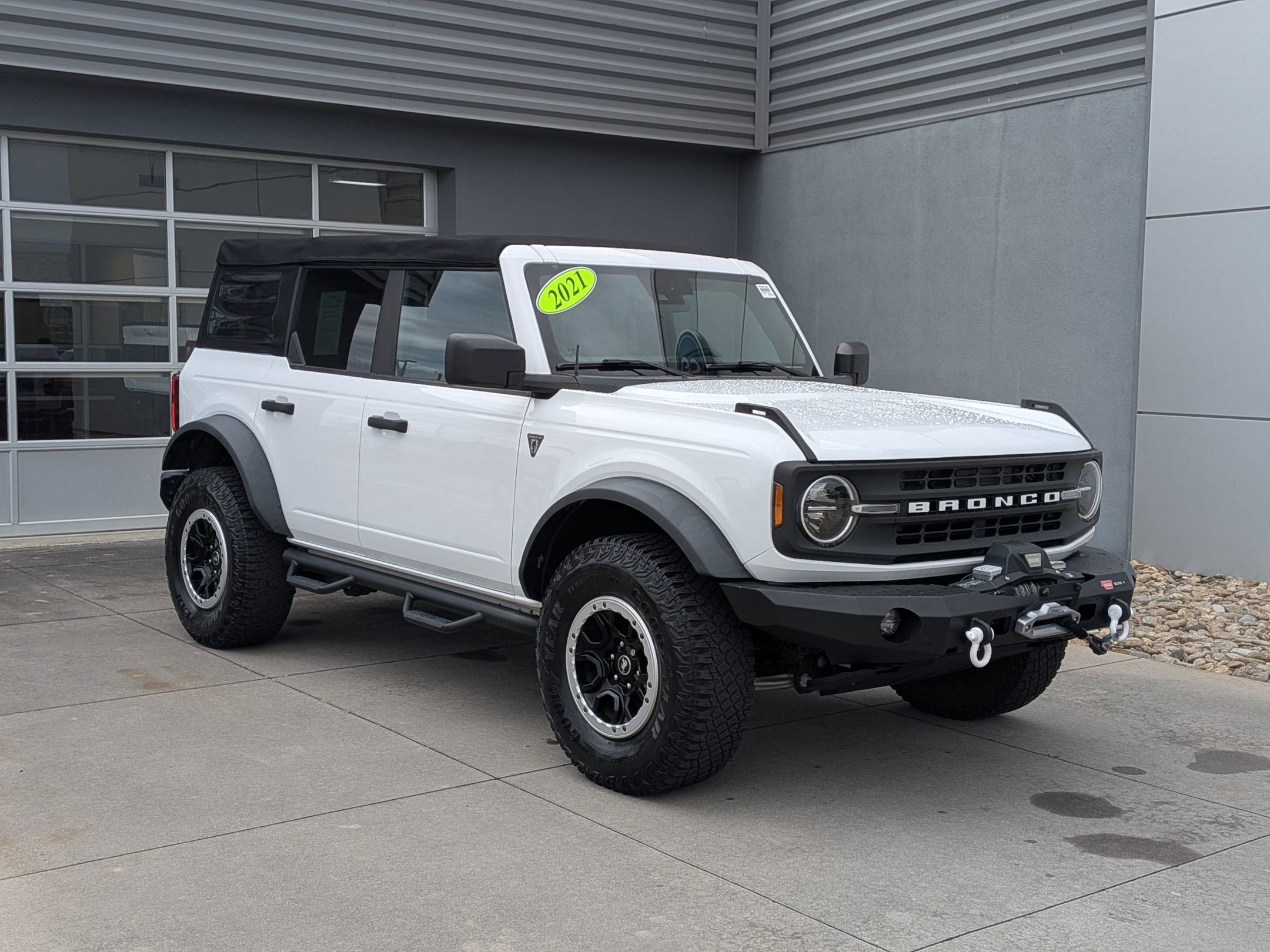 2021 Ford Bronco Base