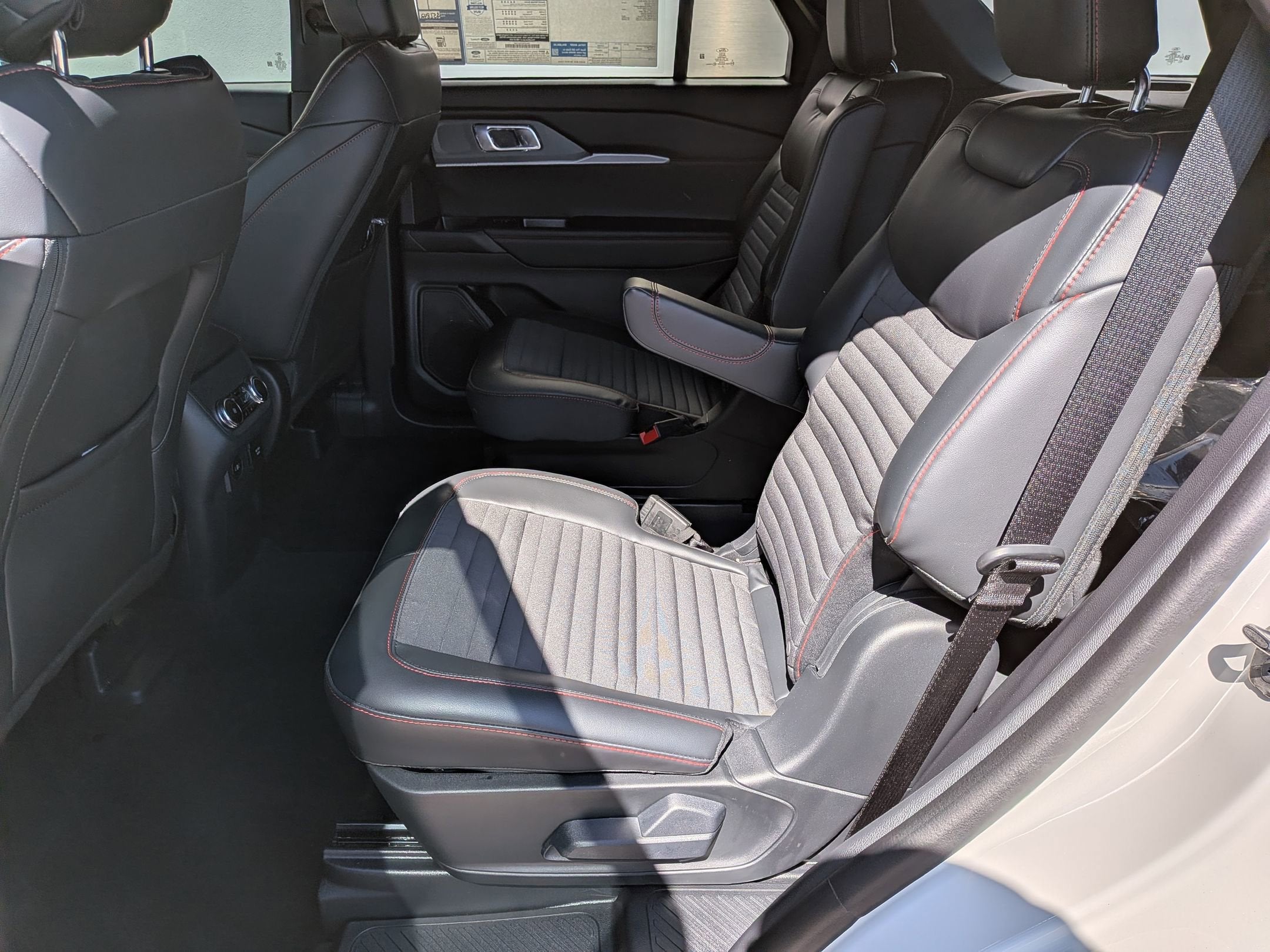 2026 Ford Explorer ST-Line - Crossroads Courtesy Demo