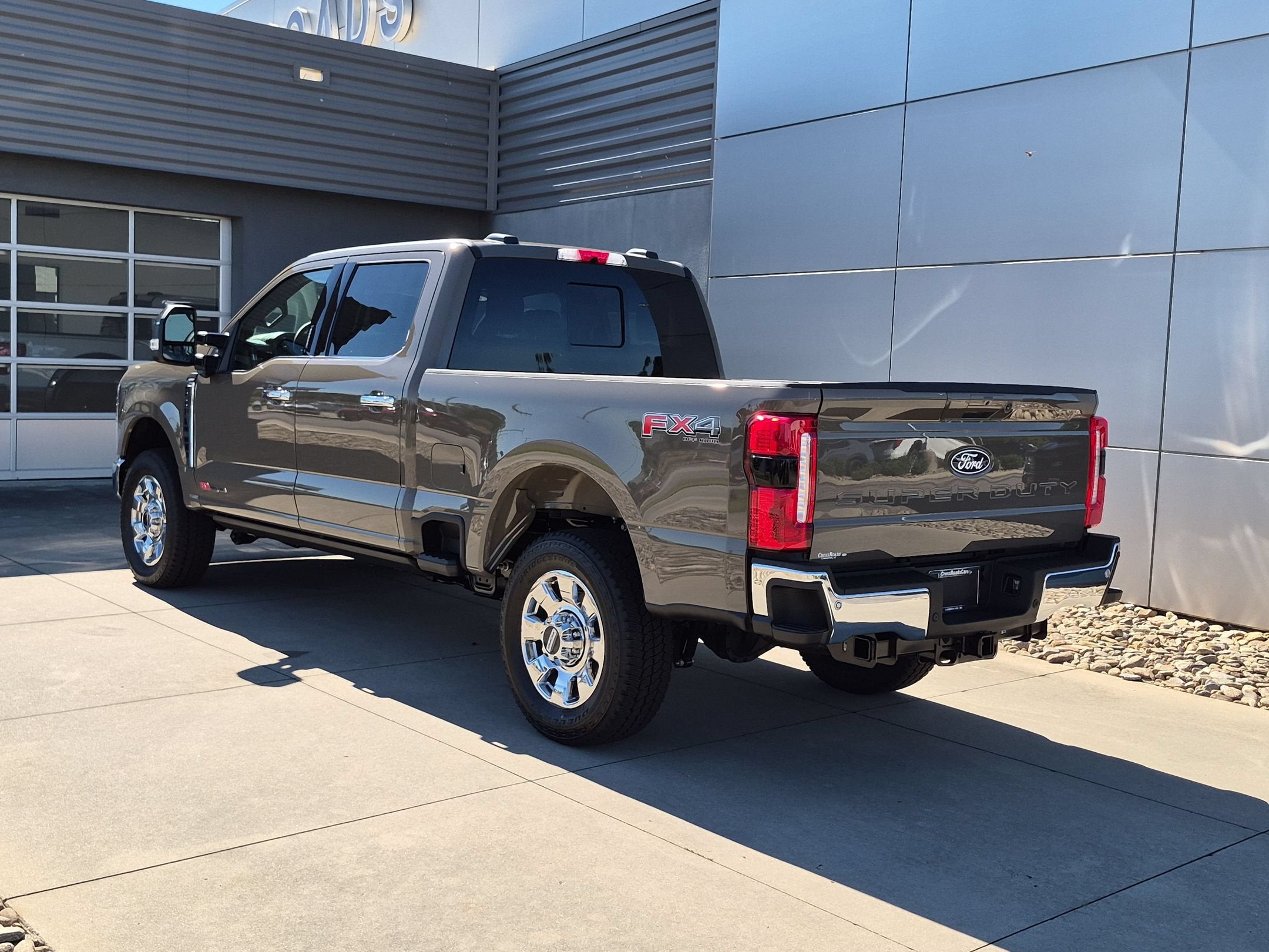 2027 Ford Super Duty F-250 SRW LARIAT