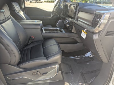 2026 Ford Super Duty F-350 DRW Platinum