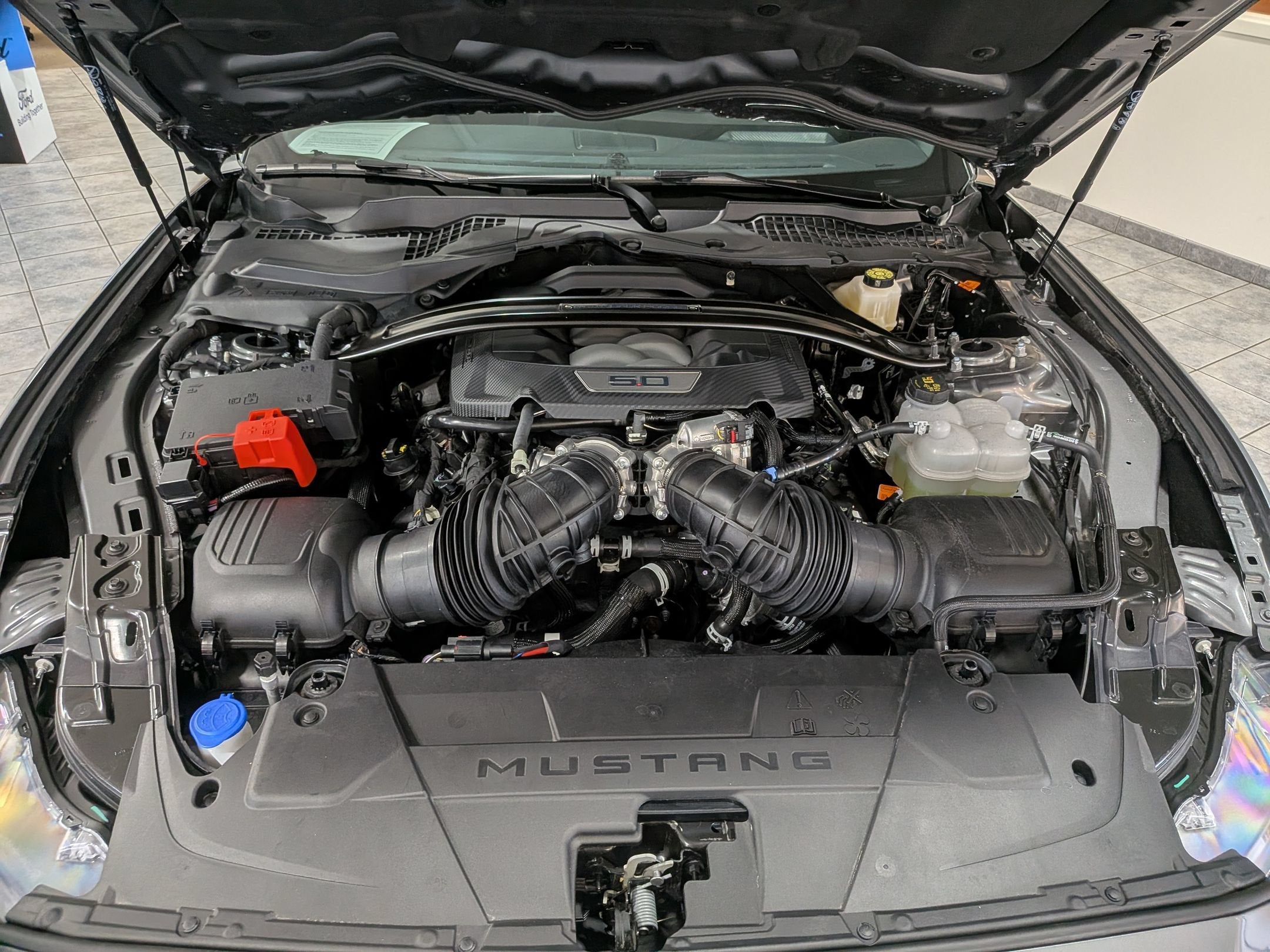 2025 Ford Mustang Dark Horse