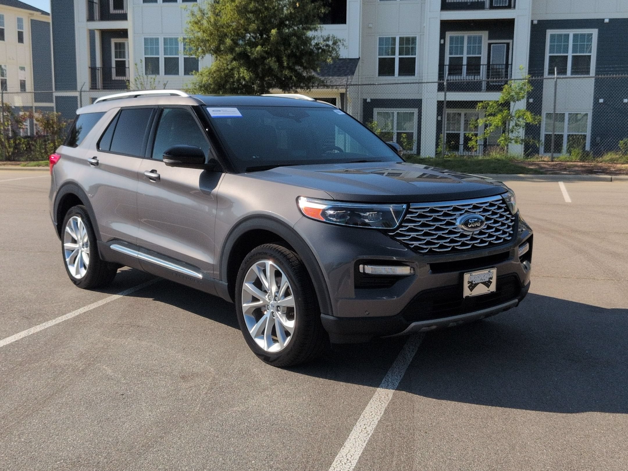 2023 Ford Explorer Platinum