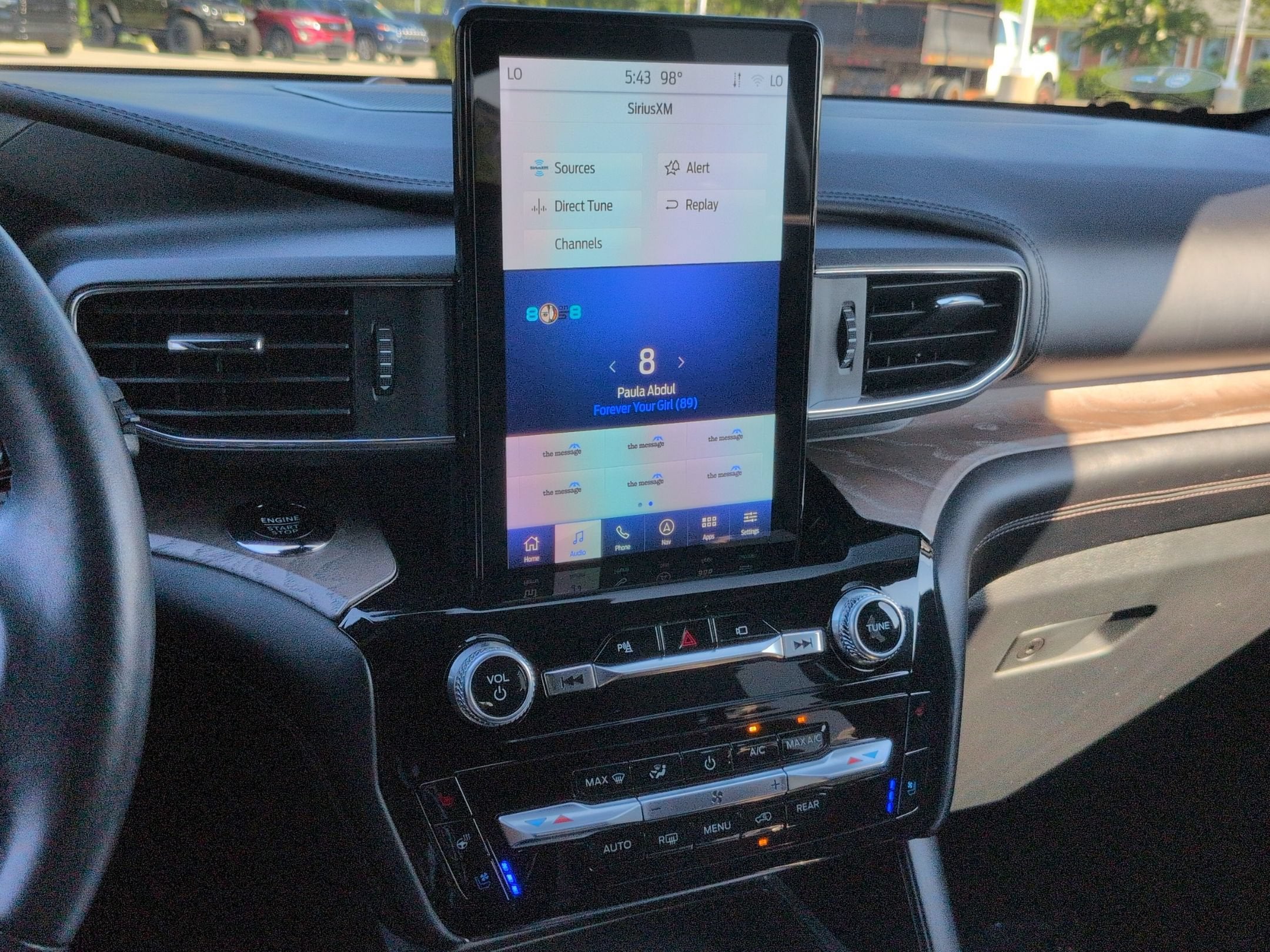 2023 Ford Explorer Platinum