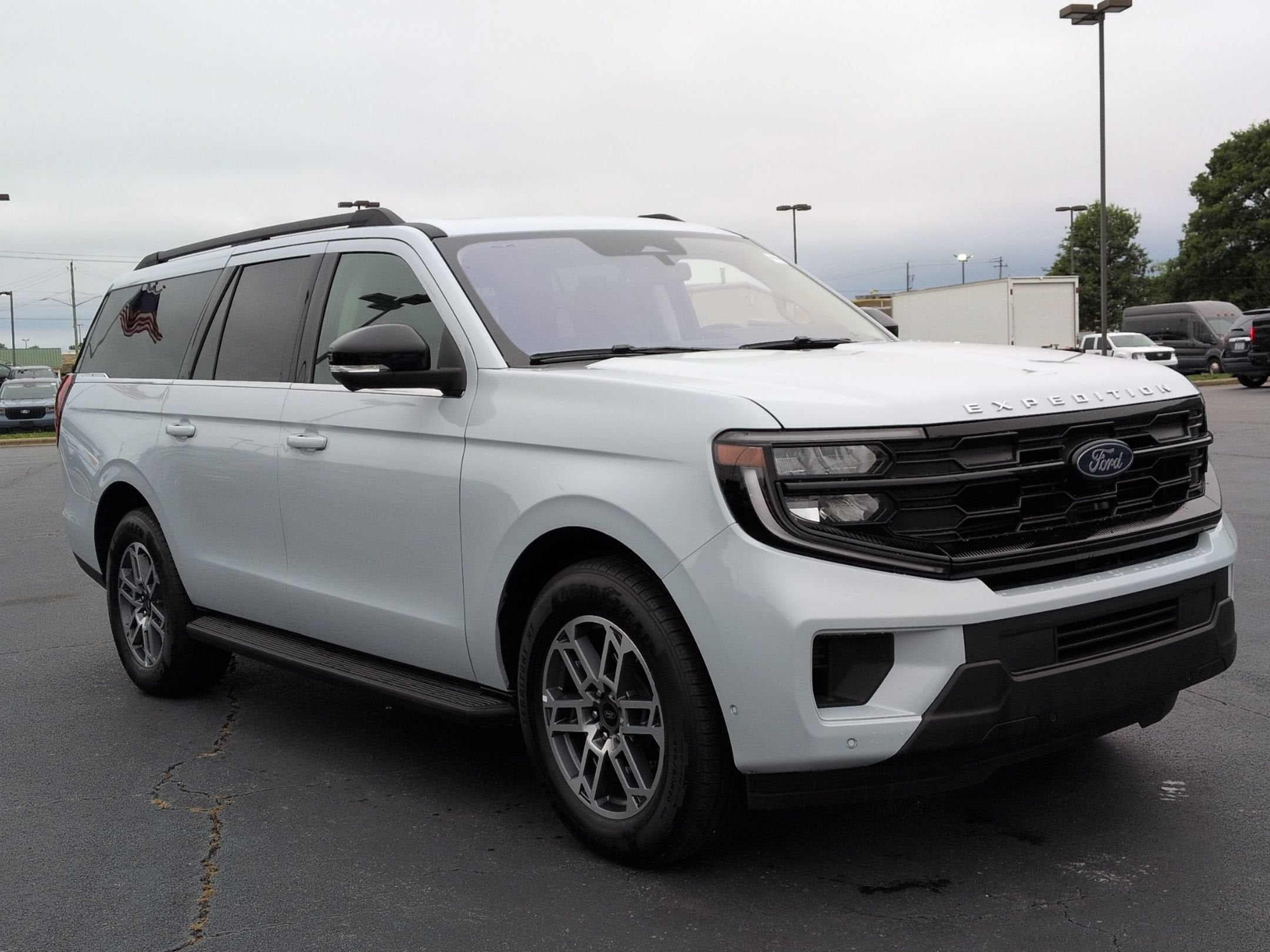 2025 Ford Expedition Max Active