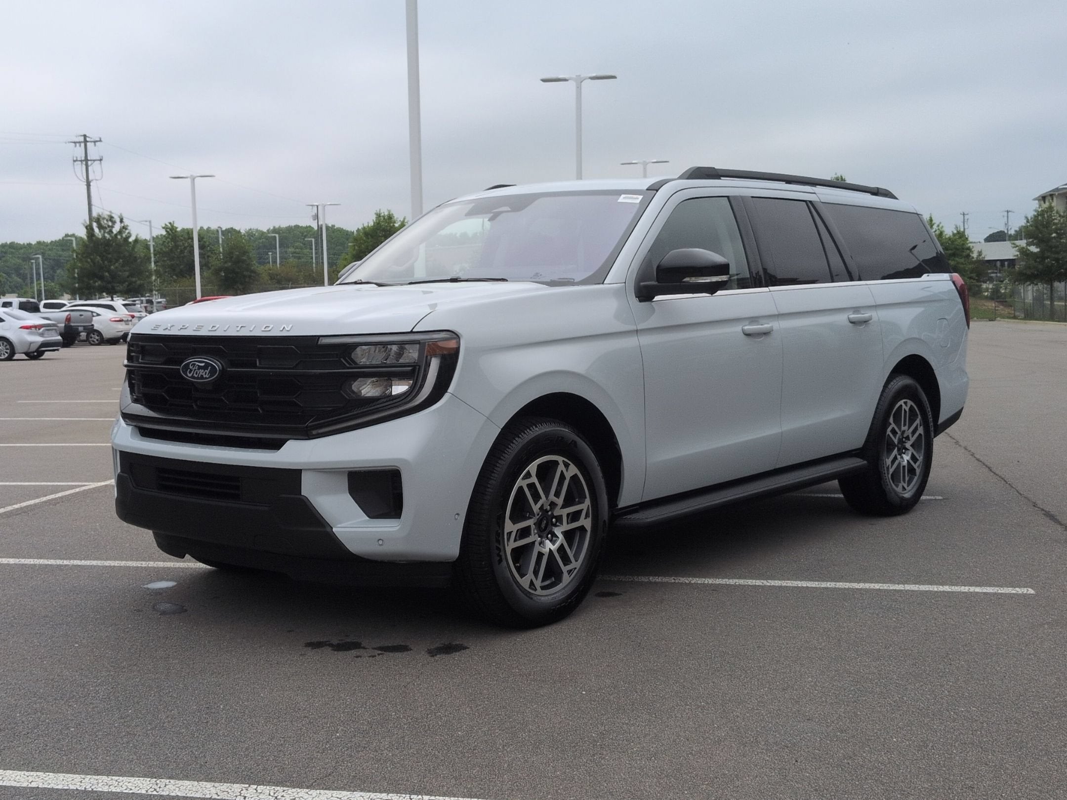 2025 Ford Expedition Max Active