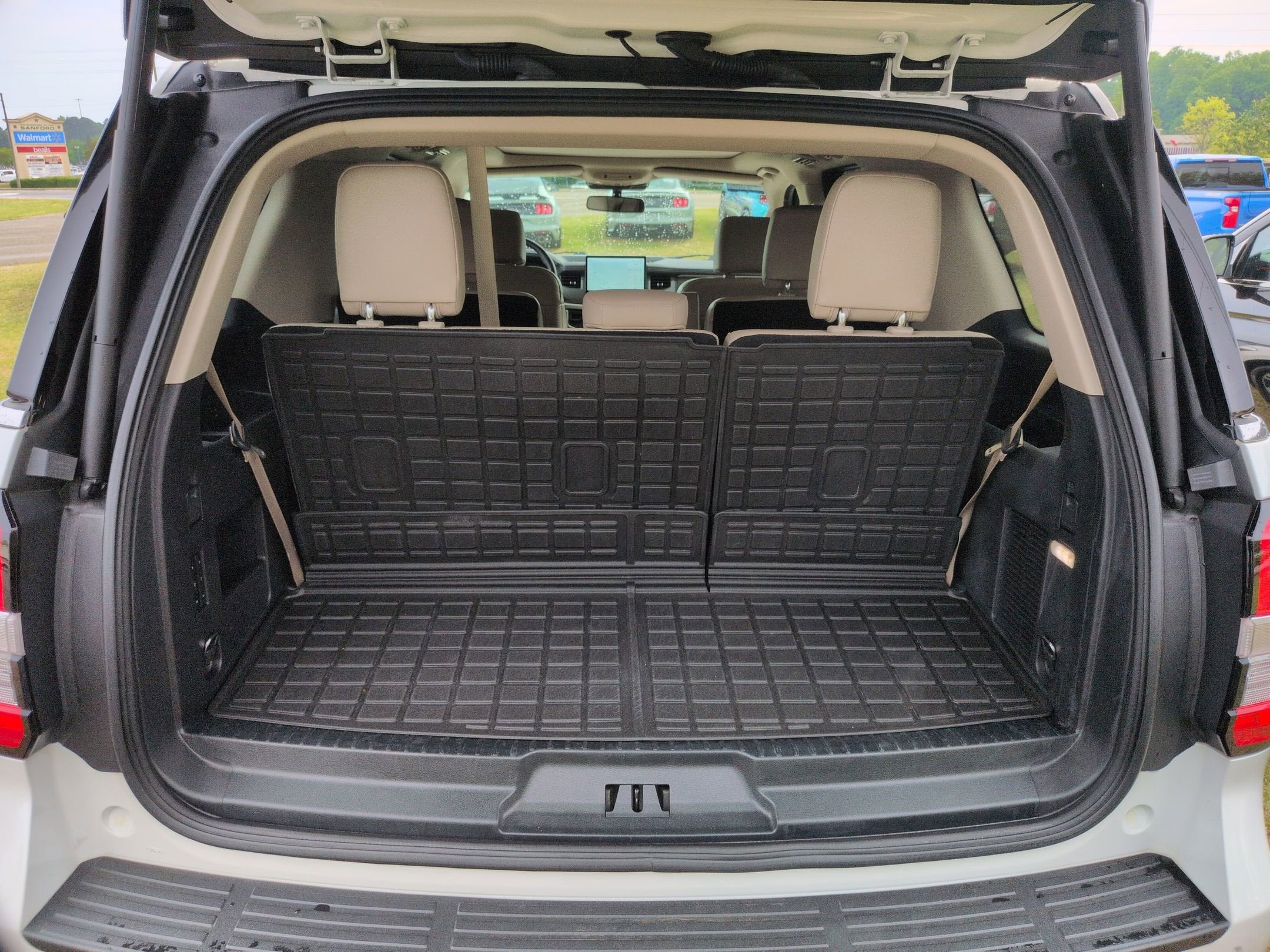 2023 Ford Expedition XLT