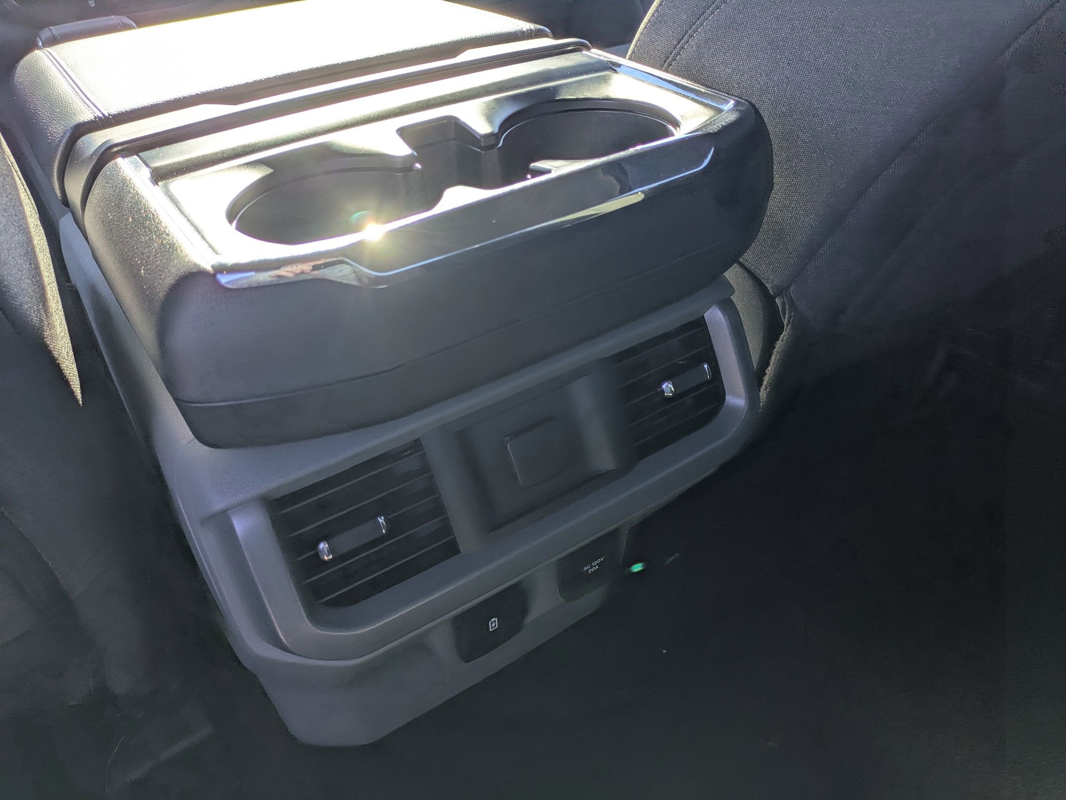 2024 Ford F-150 Lightning Flash