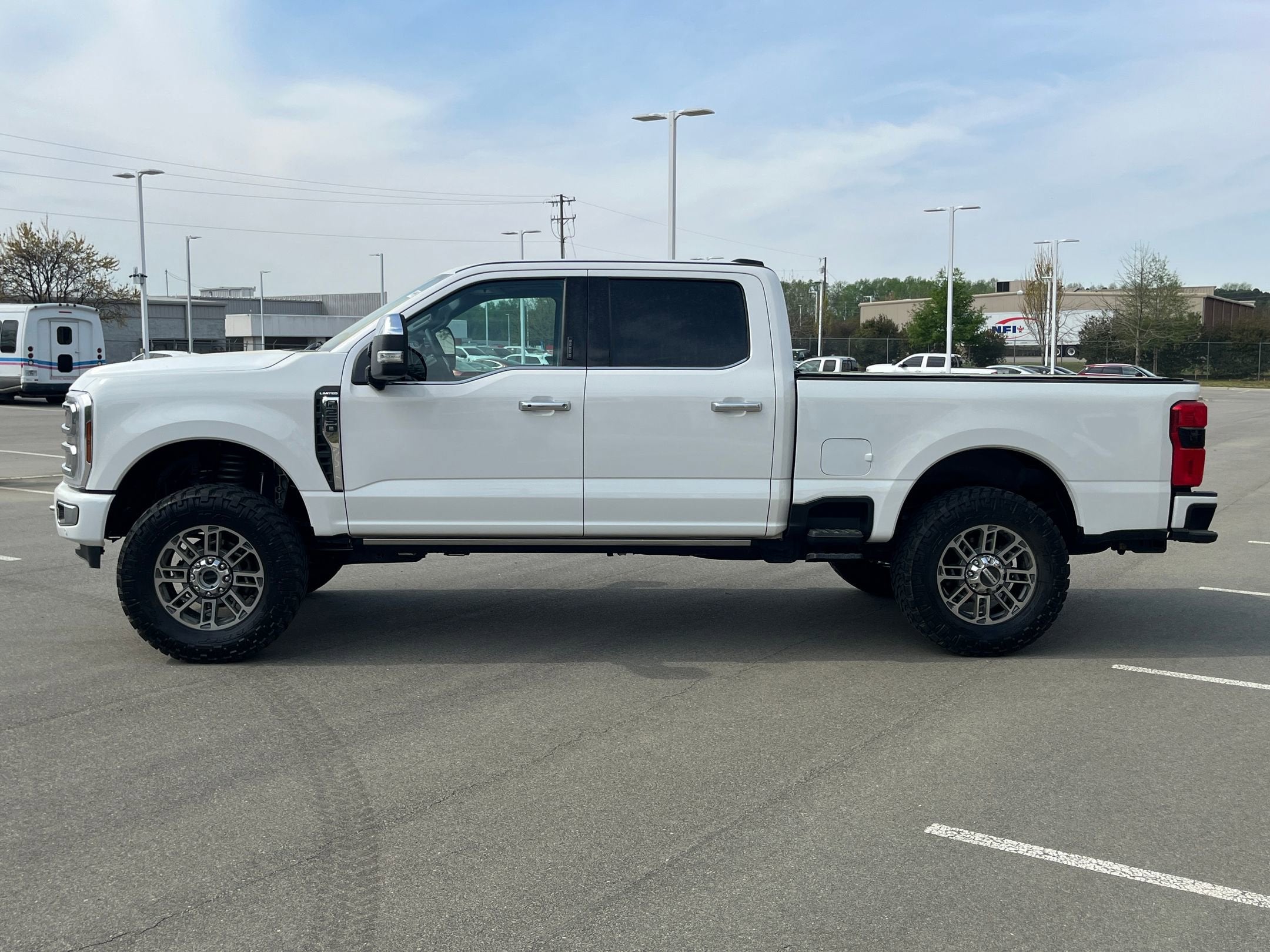 2024 Ford Super Duty F-250 SRW Limited