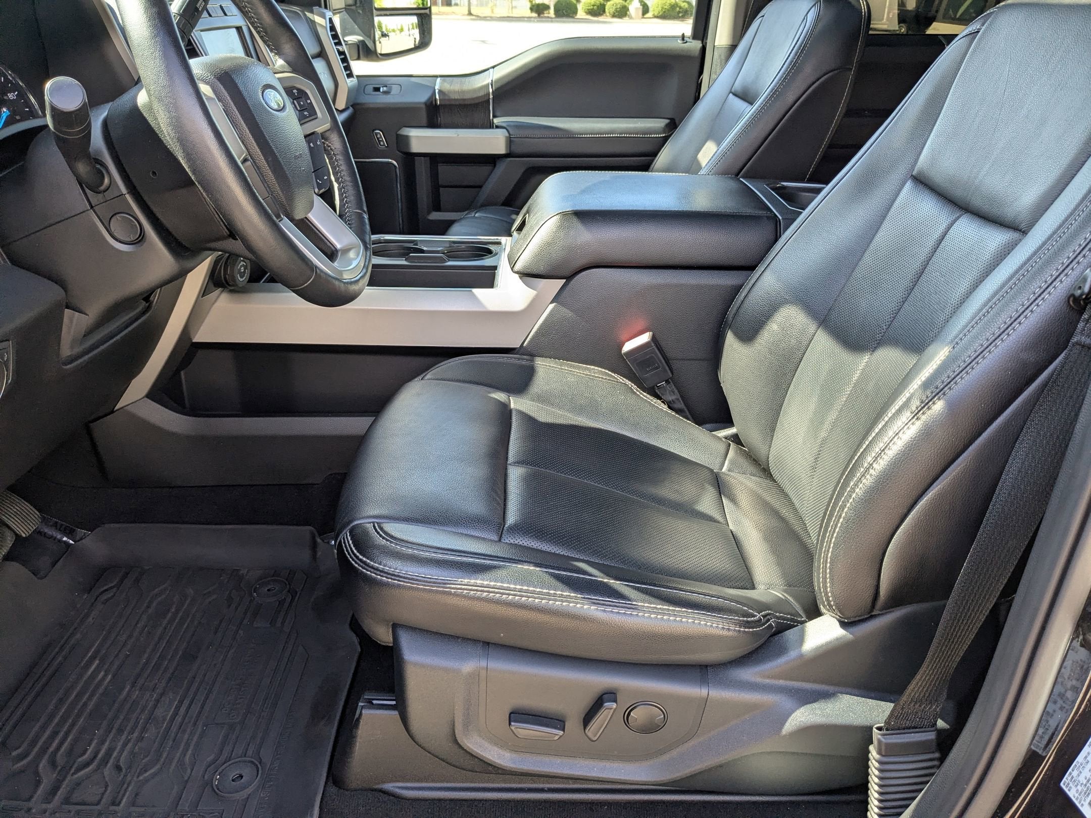 2021 Ford Super Duty F-250 SRW LARIAT