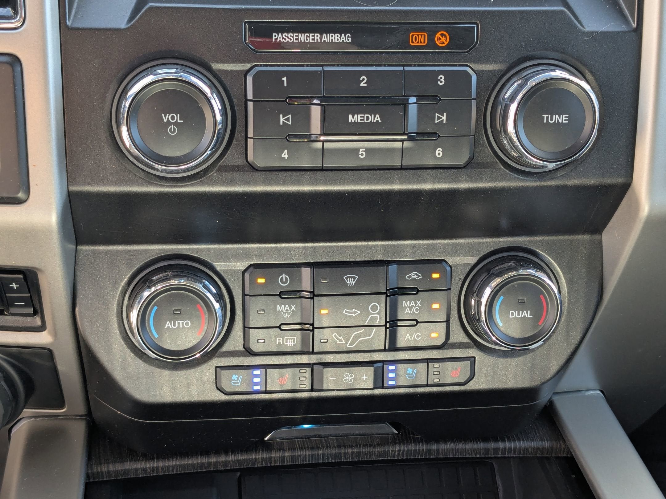 2021 Ford Super Duty F-250 SRW LARIAT