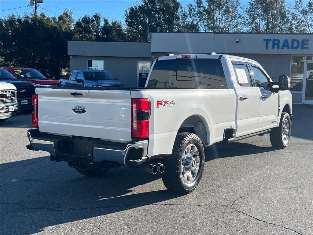 2023 Ford Super Duty F-350 SRW LARIAT