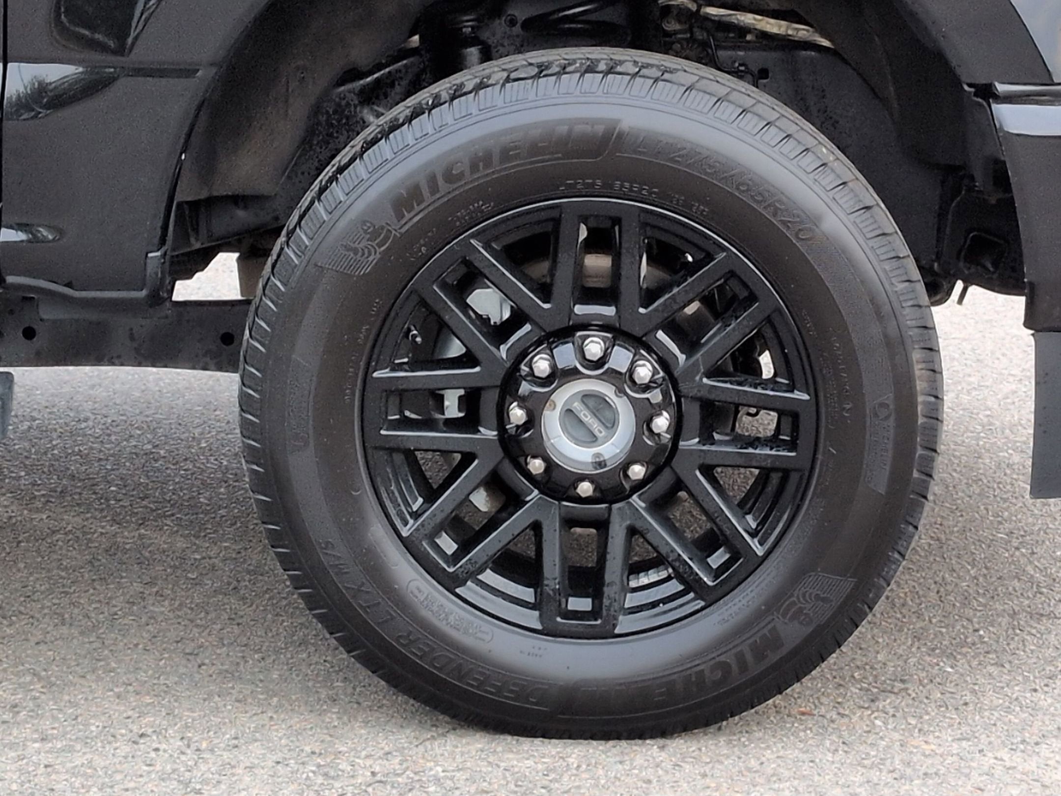 2022 Ford Super Duty F-350 SRW LARIAT