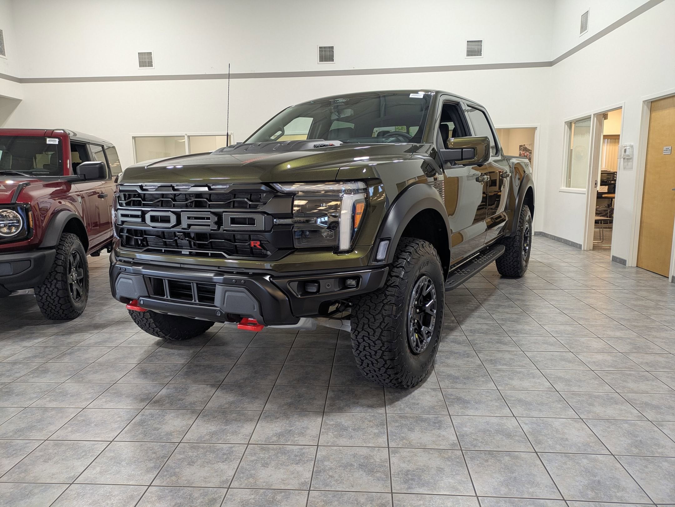 2025 Ford F-150 Raptor R