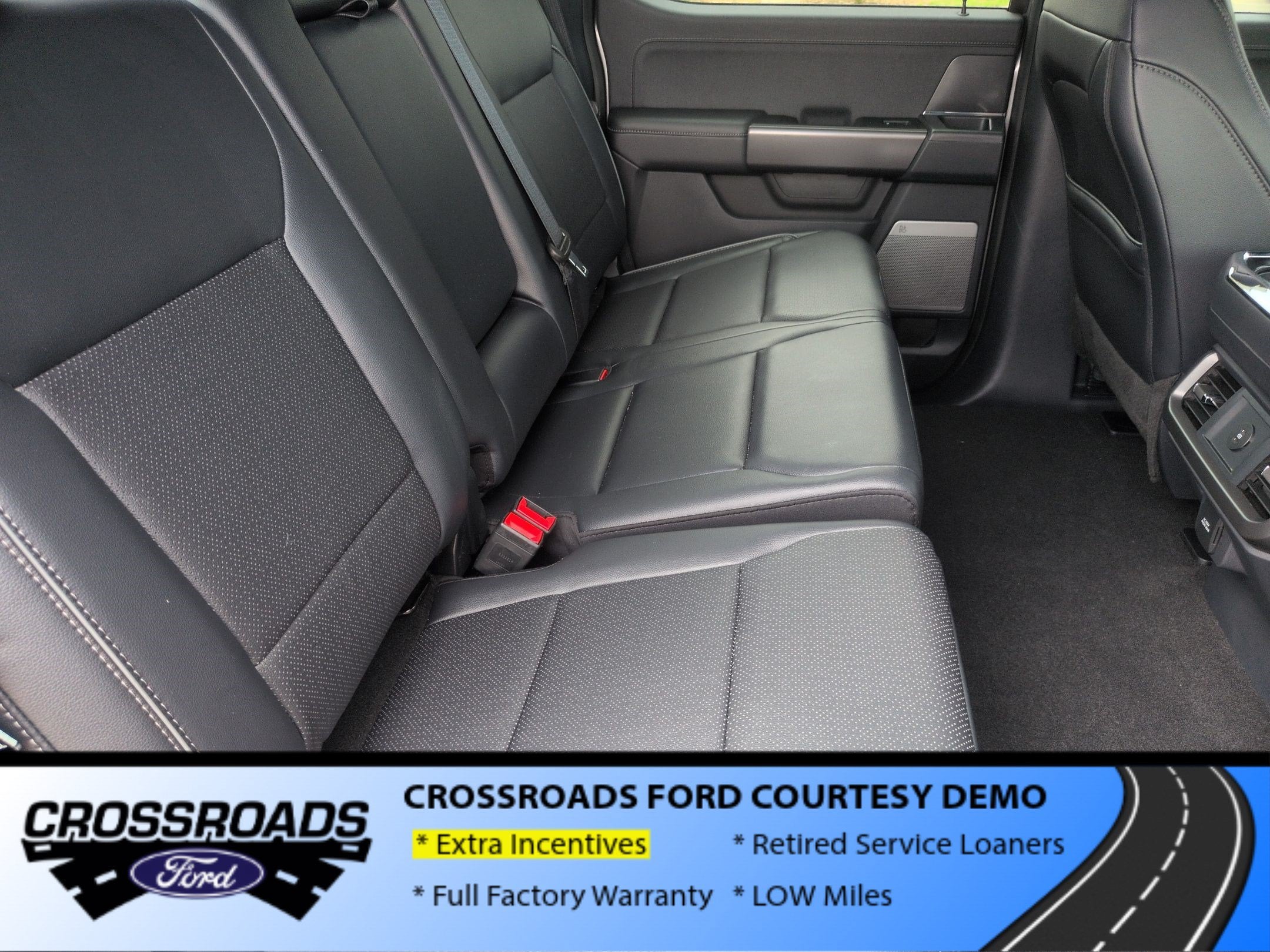 2026 Ford F-150 LARIAT - Crossroads Courtesy Demo